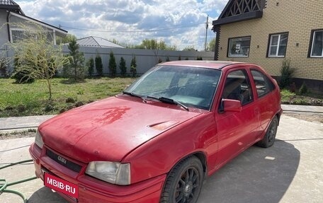 Opel Kadett E рестайлинг, 1988 год, 129 000 рублей, 1 фотография