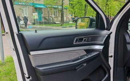 Ford Explorer VI, 2017 год, 2 369 000 рублей, 15 фотография