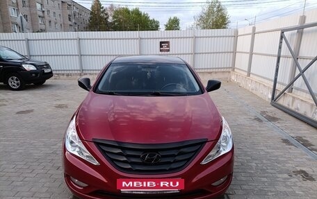 Hyundai Sonata VI, 2011 год, 1 100 000 рублей, 8 фотография