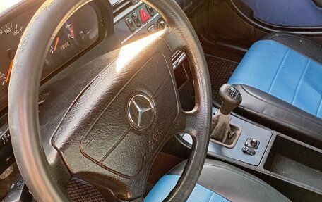 Mercedes-Benz C-Класс, 1999 год, 200 000 рублей, 8 фотография