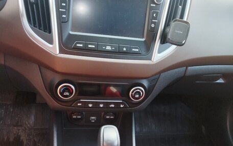 Hyundai Creta I рестайлинг, 2021 год, 2 300 000 рублей, 5 фотография