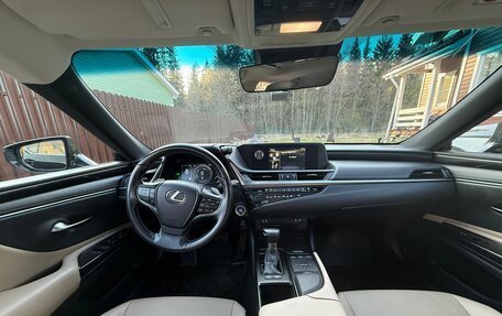 Lexus ES VII, 2019 год, 3 900 000 рублей, 10 фотография