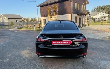 Lexus ES VII, 2019 год, 3 900 000 рублей, 6 фотография