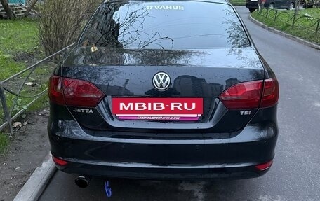Volkswagen Jetta VI, 2012 год, 849 000 рублей, 3 фотография