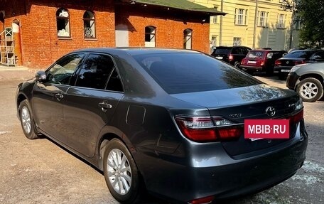 Toyota Camry, 2015 год, 1 795 000 рублей, 3 фотография