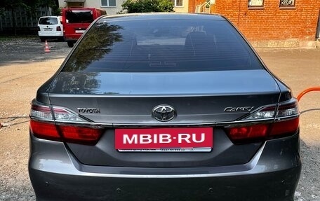 Toyota Camry, 2015 год, 1 795 000 рублей, 4 фотография