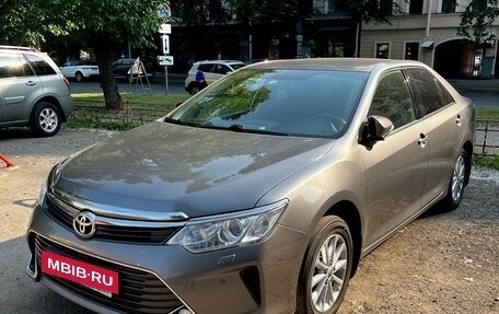 Toyota Camry, 2015 год, 1 795 000 рублей, 8 фотография