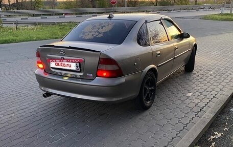 Opel Vectra B рестайлинг, 1996 год, 350 000 рублей, 10 фотография