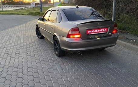Opel Vectra B рестайлинг, 1996 год, 350 000 рублей, 9 фотография