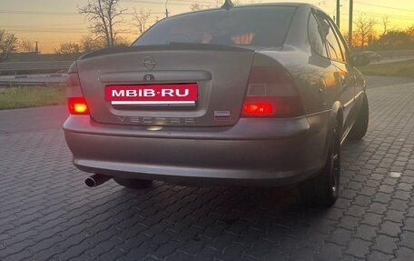 Opel Vectra B рестайлинг, 1996 год, 350 000 рублей, 3 фотография