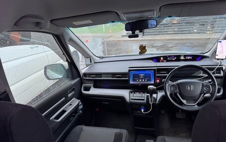 Honda Stepwgn IV, 2019 год, 2 550 000 рублей, 7 фотография