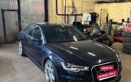 Audi A6, 2013 год, 3 200 000 рублей, 5 фотография