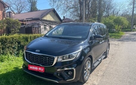 KIA Carnival III, 2019 год, 2 800 000 рублей, 1 фотография