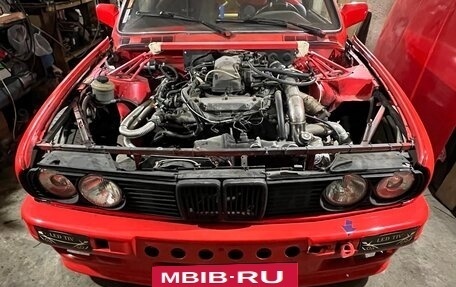 BMW 3 серия, 1988 год, 900 000 рублей, 3 фотография
