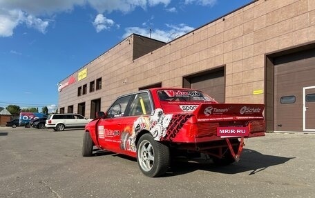 BMW 3 серия, 1988 год, 900 000 рублей, 5 фотография