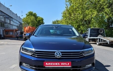 Volkswagen Passat B8 рестайлинг, 2017 год, 2 150 000 рублей, 2 фотография