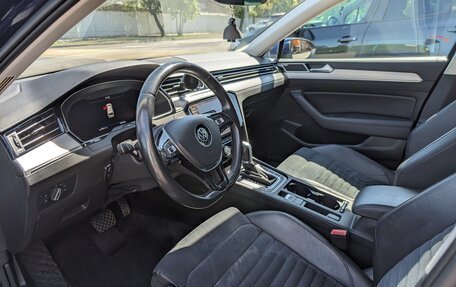 Volkswagen Passat B8 рестайлинг, 2017 год, 2 150 000 рублей, 12 фотография