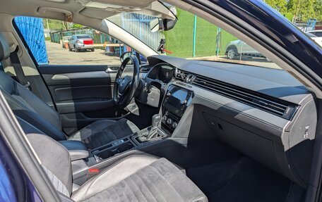 Volkswagen Passat B8 рестайлинг, 2017 год, 2 150 000 рублей, 11 фотография