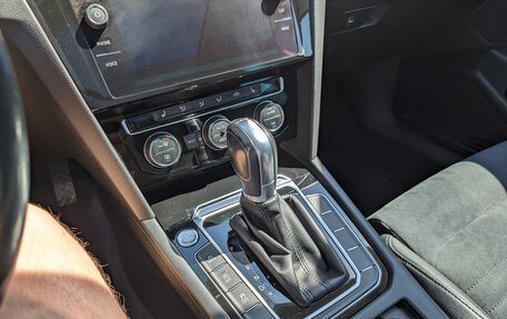 Volkswagen Passat B8 рестайлинг, 2017 год, 2 150 000 рублей, 16 фотография