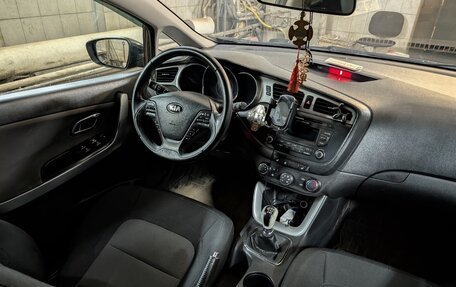 KIA cee'd III, 2013 год, 850 000 рублей, 13 фотография