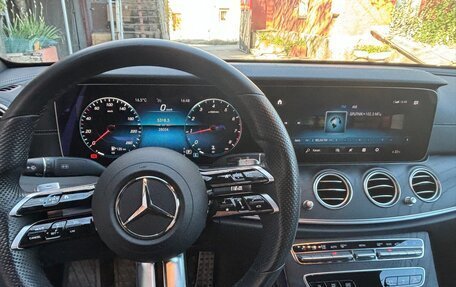 Mercedes-Benz E-Класс, 2022 год, 5 690 000 рублей, 9 фотография