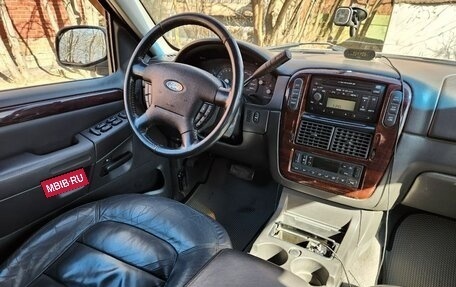 Ford Explorer III, 2004 год, 850 000 рублей, 11 фотография