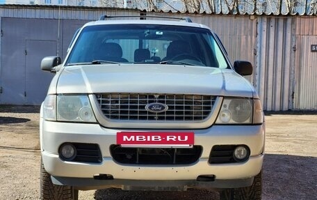 Ford Explorer III, 2004 год, 850 000 рублей, 2 фотография