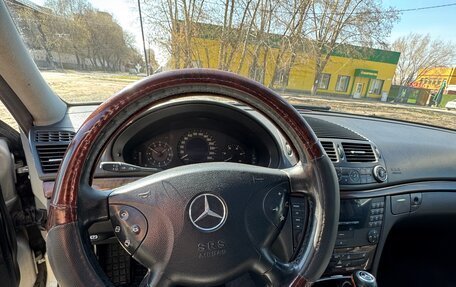 Mercedes-Benz E-Класс, 2002 год, 630 000 рублей, 8 фотография