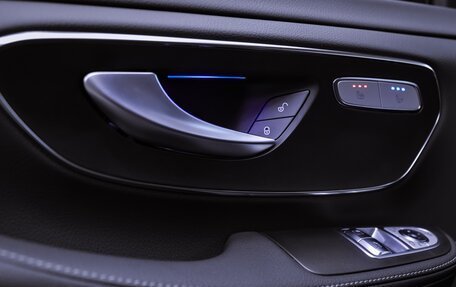 Mercedes-Benz V-Класс, 2024 год, 13 990 000 рублей, 38 фотография