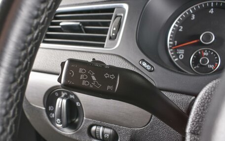 Volkswagen Jetta VI, 2014 год, 1 370 000 рублей, 16 фотография