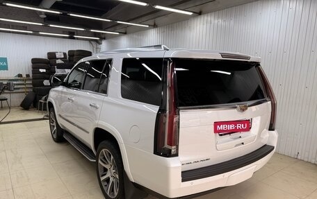 Cadillac Escalade IV, 2016 год, 4 150 000 рублей, 15 фотография