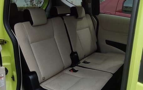 Toyota Sienta II, 2018 год, 1 560 000 рублей, 8 фотография