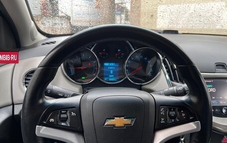 Chevrolet Cruze II, 2013 год, 990 000 рублей, 8 фотография
