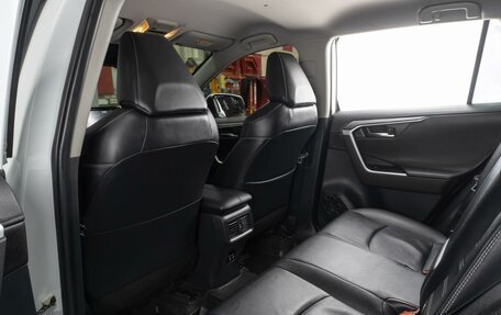 Toyota RAV4, 2021 год, 3 959 000 рублей, 11 фотография