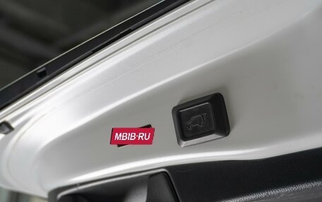 Toyota RAV4, 2021 год, 3 959 000 рублей, 23 фотография