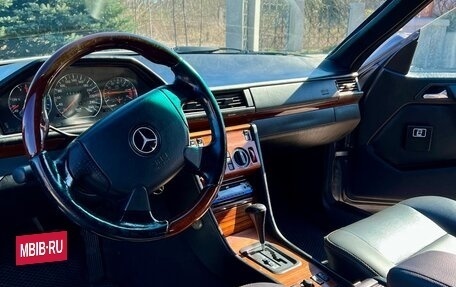 Mercedes-Benz E-Класс, 1995 год, 500 000 рублей, 9 фотография