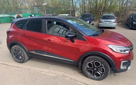 Renault Kaptur I рестайлинг, 2021 год, 1 815 000 рублей, 2 фотография