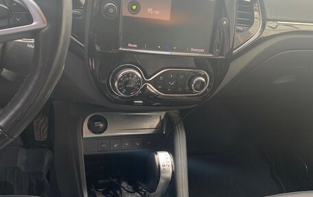 Renault Kaptur I рестайлинг, 2021 год, 1 815 000 рублей, 9 фотография