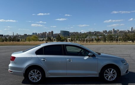 Volkswagen Jetta VI, 2011 год, 1 030 000 рублей, 8 фотография