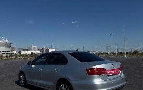Volkswagen Jetta VI, 2011 год, 1 030 000 рублей, 5 фотография