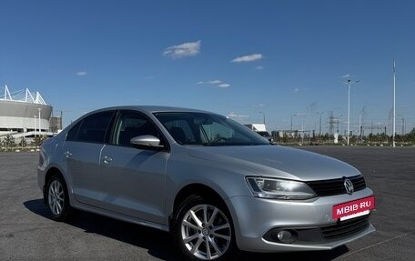 Volkswagen Jetta VI, 2011 год, 1 030 000 рублей, 9 фотография
