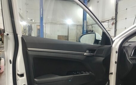 Hyundai Elantra VI рестайлинг, 2018 год, 1 750 000 рублей, 12 фотография