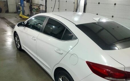Hyundai Elantra VI рестайлинг, 2018 год, 1 750 000 рублей, 15 фотография