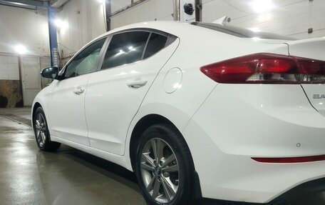 Hyundai Elantra VI рестайлинг, 2018 год, 1 750 000 рублей, 20 фотография