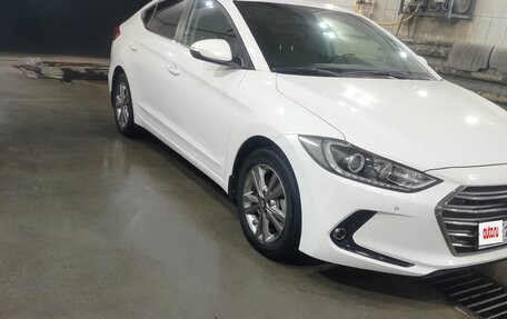Hyundai Elantra VI рестайлинг, 2018 год, 1 750 000 рублей, 19 фотография