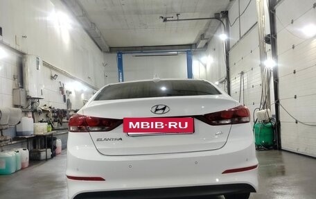 Hyundai Elantra VI рестайлинг, 2018 год, 1 750 000 рублей, 21 фотография