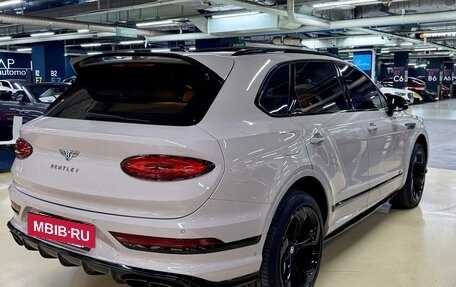 Bentley Bentayga I, 2022 год, 28 500 000 рублей, 8 фотография