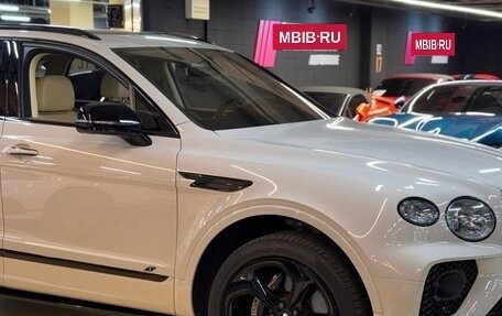 Bentley Bentayga I, 2022 год, 28 500 000 рублей, 10 фотография