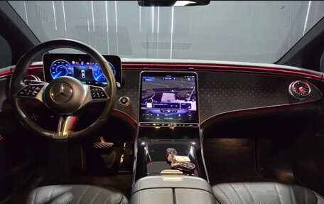 Mercedes-Benz EQE, 2022 год, 5 650 000 рублей, 11 фотография