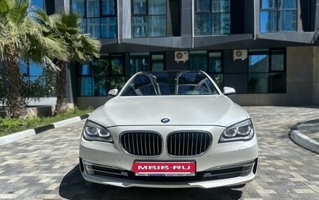 BMW 7 серия, 2015 год, 3 000 000 рублей, 3 фотография